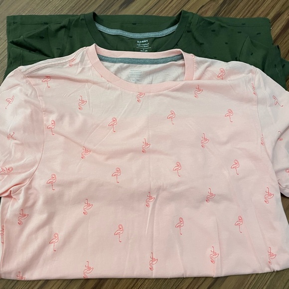 Old Navy Other - 2 Old navy t shirt pack
